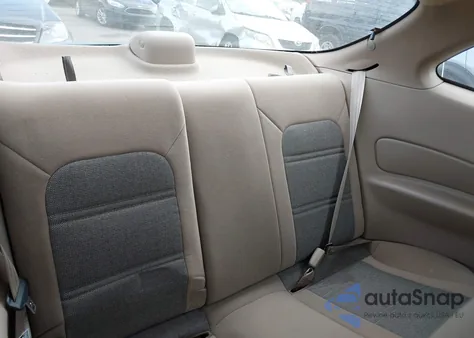 2000 Ford Escort Zx2 z USA, uszkodzony, nr VIN 3FAKP1137YR120639